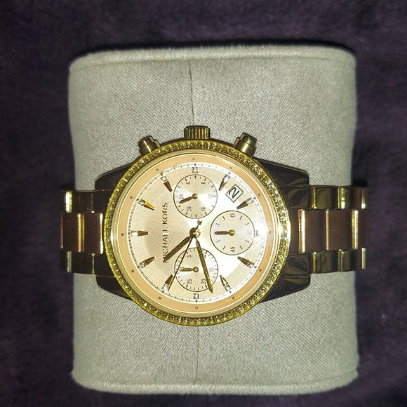 Michael Kors watch - Picture 2 of 3